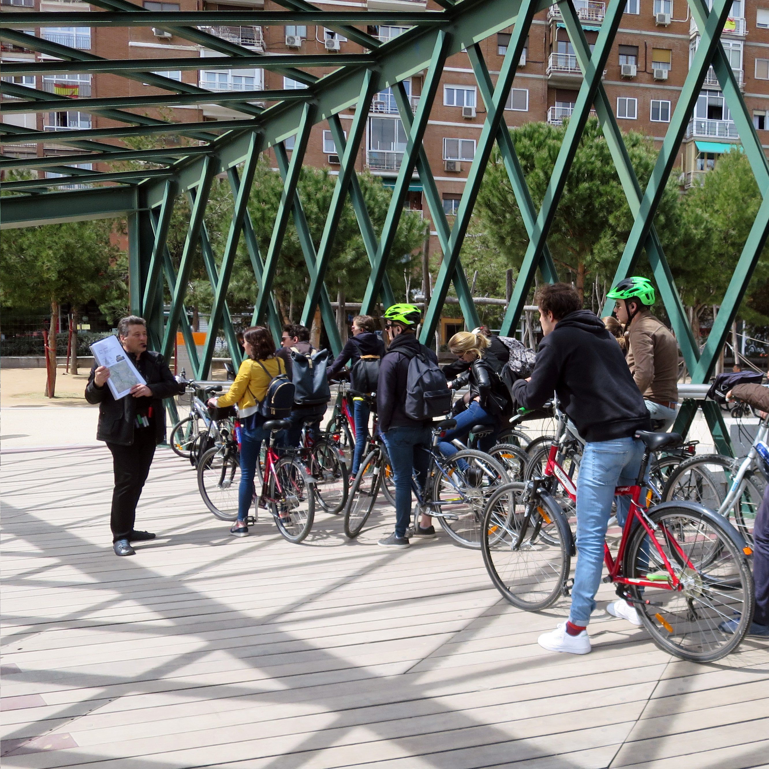 Guiding Architects, destination: Madrid (Fig. 6)