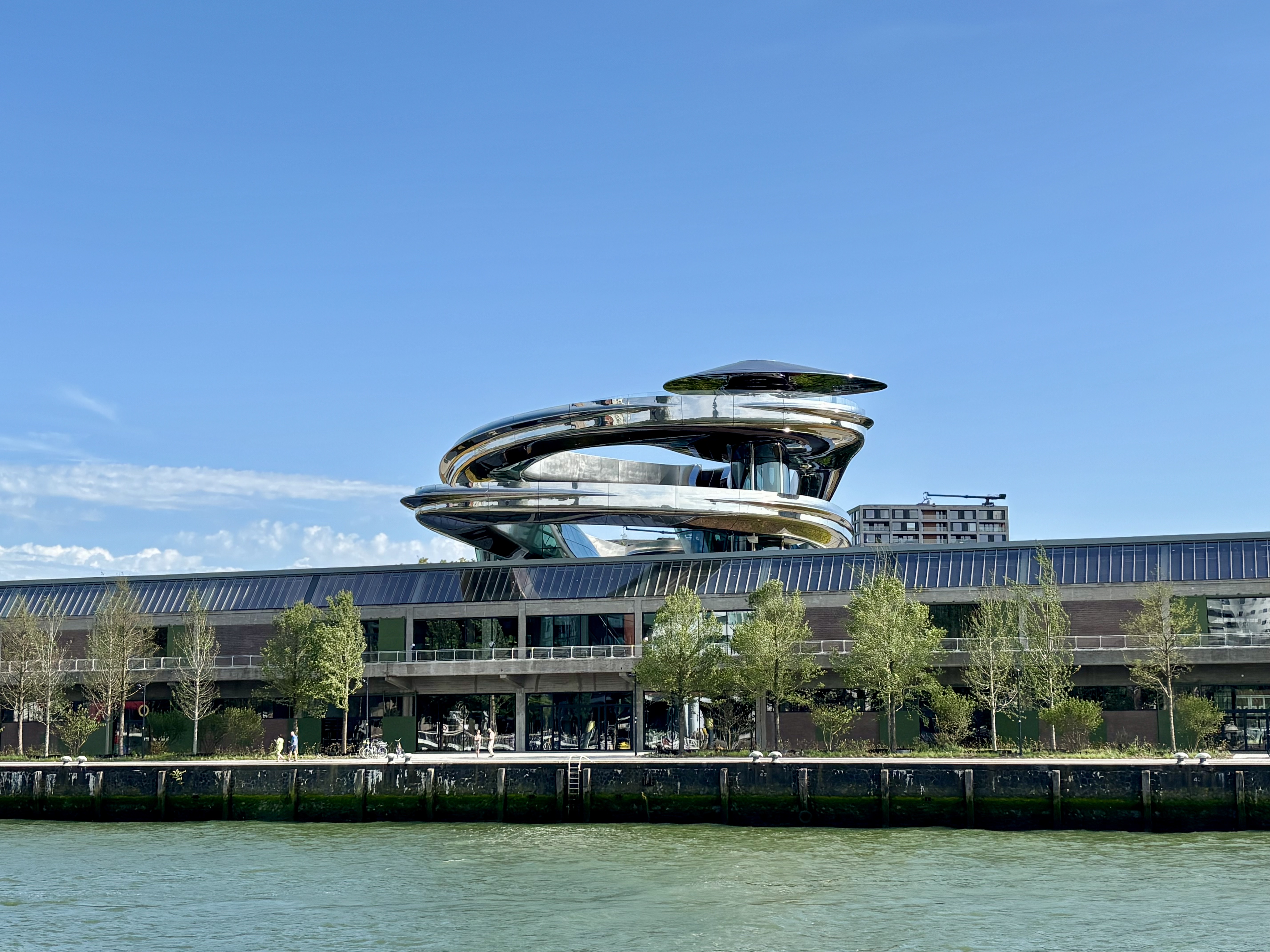Guiding Architects, destination: Rotterdam (Fig. 4)