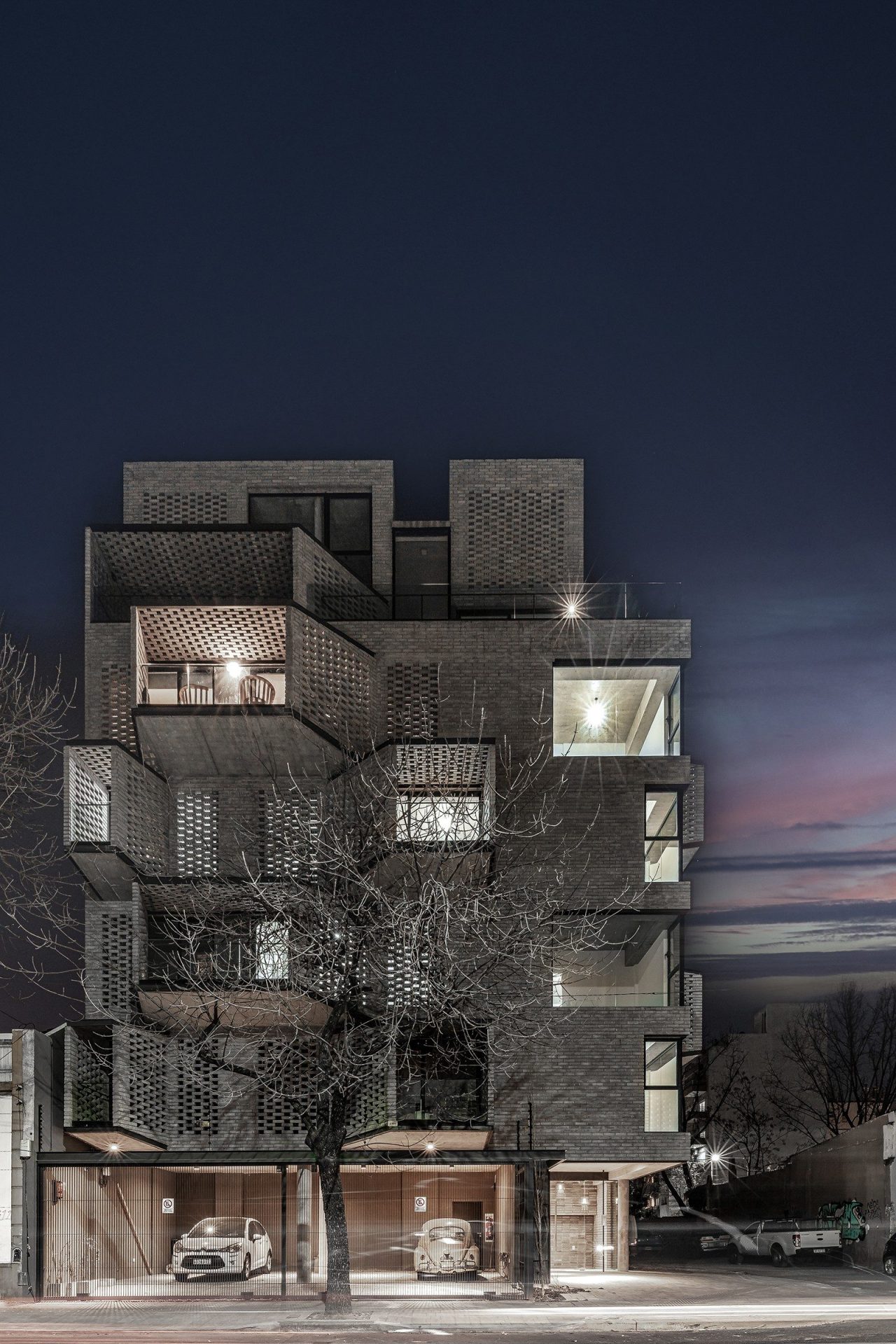 Guiding Architects, article: Brick Award winner 2024 in Living Together category (Fig. 3)