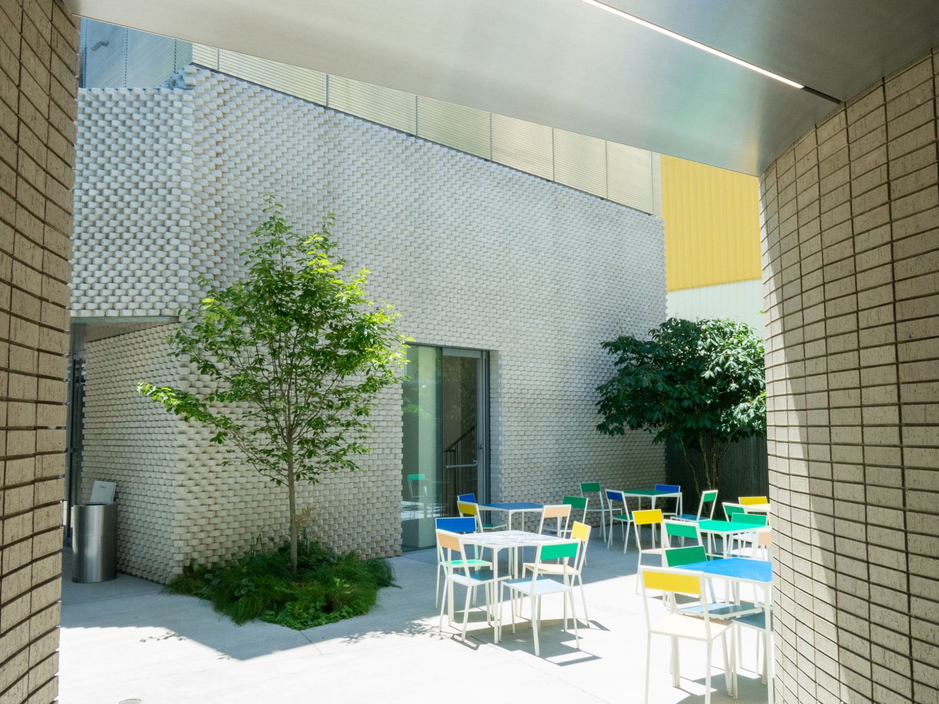 Guiding Architects, article: Amant Art Foundation par SO – IL – Un joyau architectural dans le Brooklyn industriel (Fig. 3)