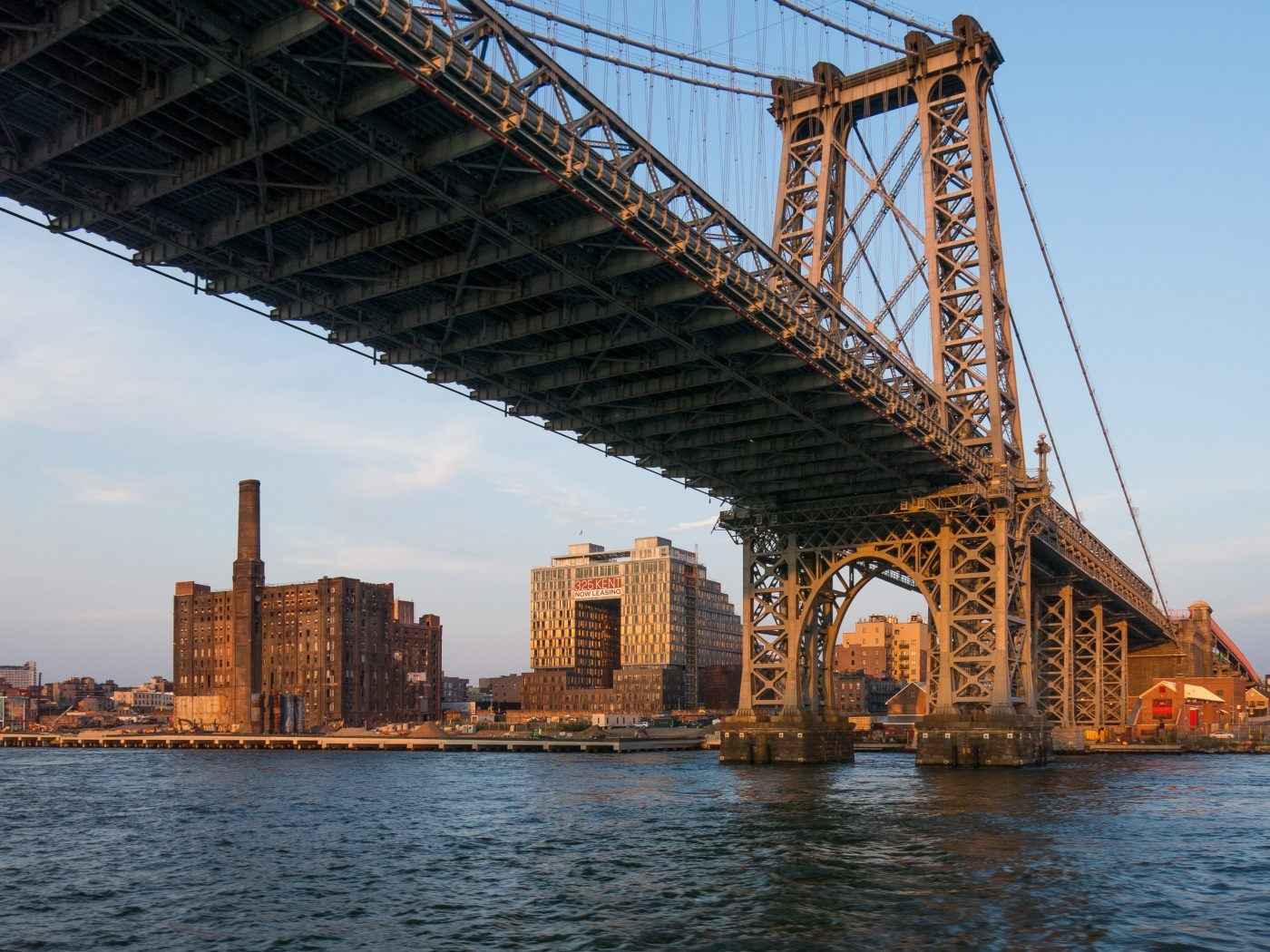Guiding Architects, article: Architecture Nouvelle sur les rives de Brooklyn et du Queens (Fig. 5)