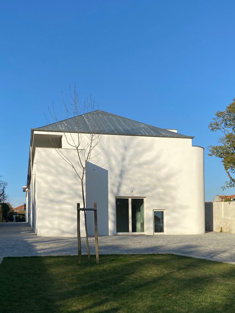 Guiding Architects, article: Serralves: Casa del Cine Manoel de Oliveira y Treetop Walk (Fig. 4)