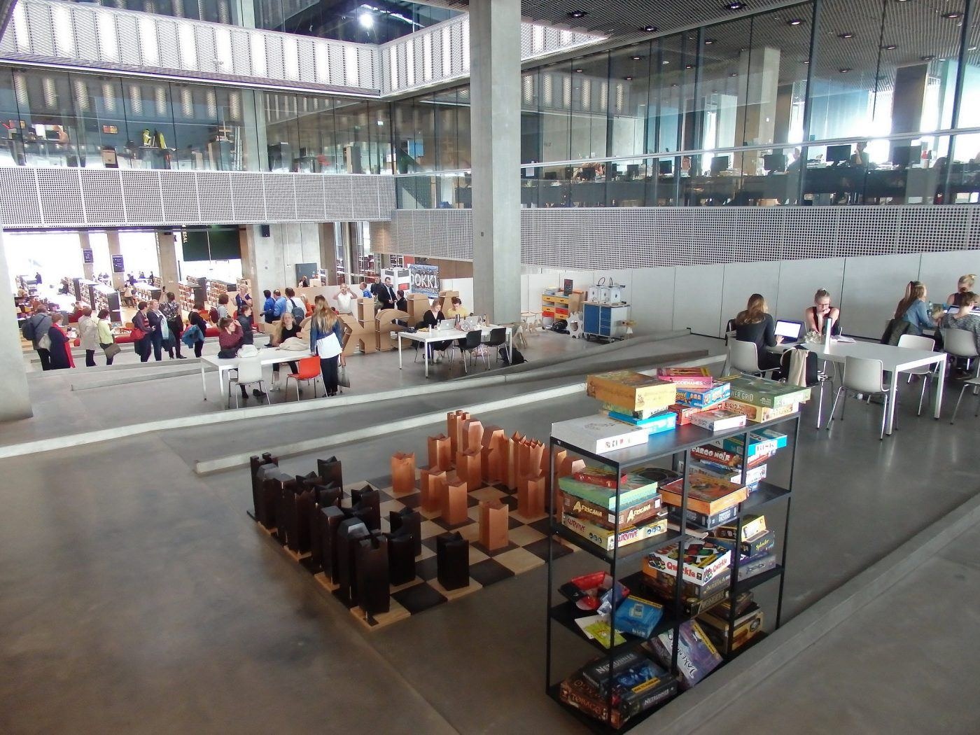 Guiding Architects, article: Visite architecturale du Dokk1, la plus grande bibliothèque publique de Scandinavie (Fig. 3)