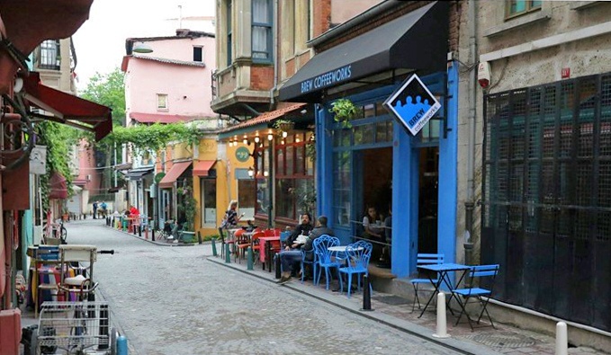 Guiding Architects, article: Istanbul Alive — Living Architecture, Living City (Fig. 5)