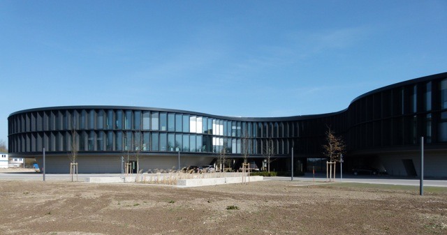 Guiding Architects, article: Planetario Supernova de ESO: Aparición de una estrella en explosión (Fig. 6)