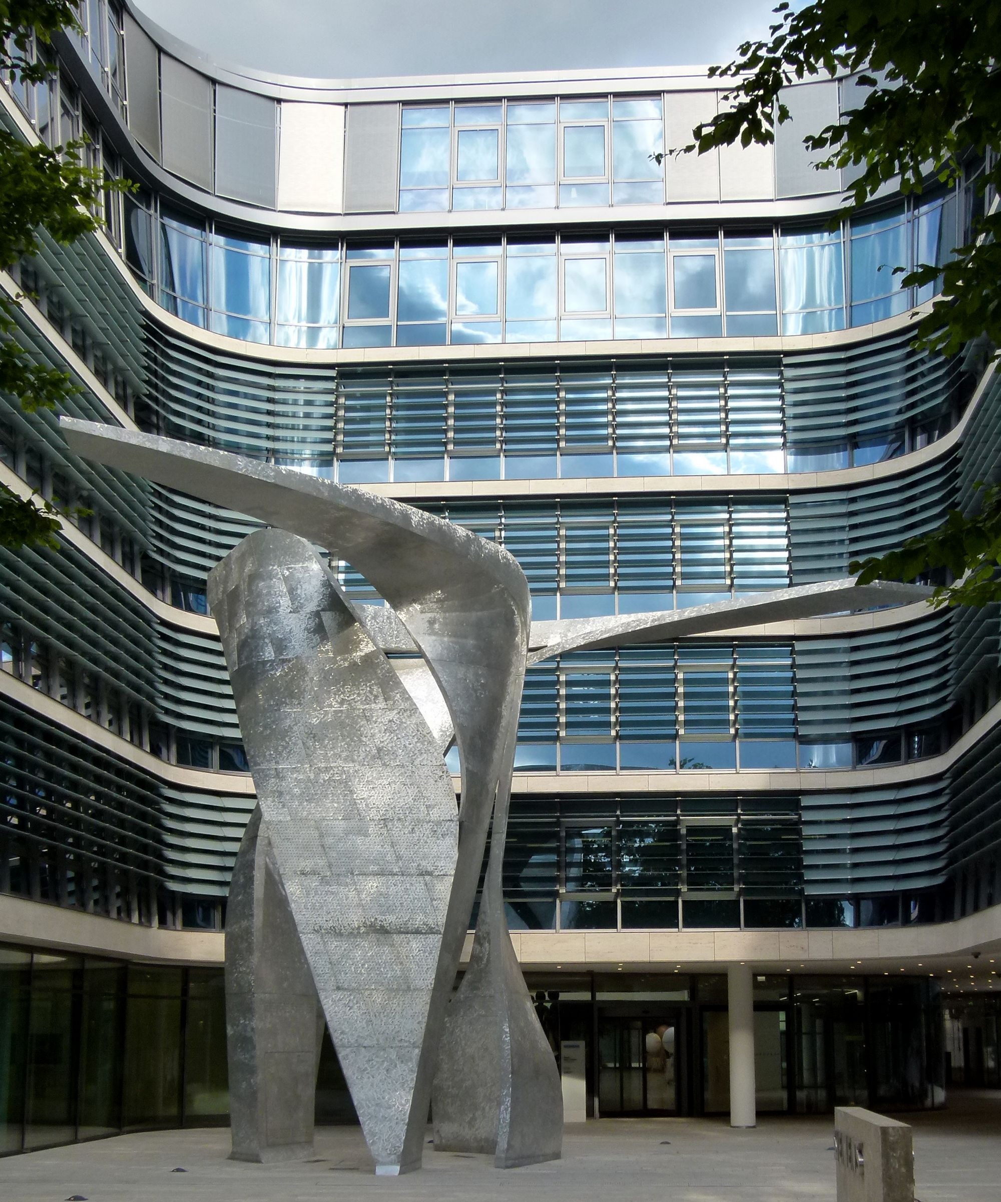 Guiding Architects, article: Entdecke die neue Siemens Zentrale in München (Fig. 4)