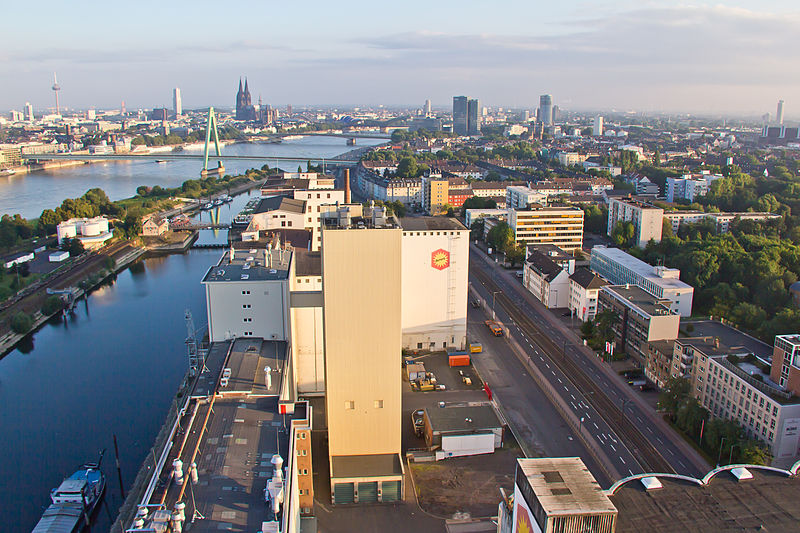 Guiding Architects, article: Un port pour vivre – la transformation d’une friche industrielle à Cologne (Fig. 4)