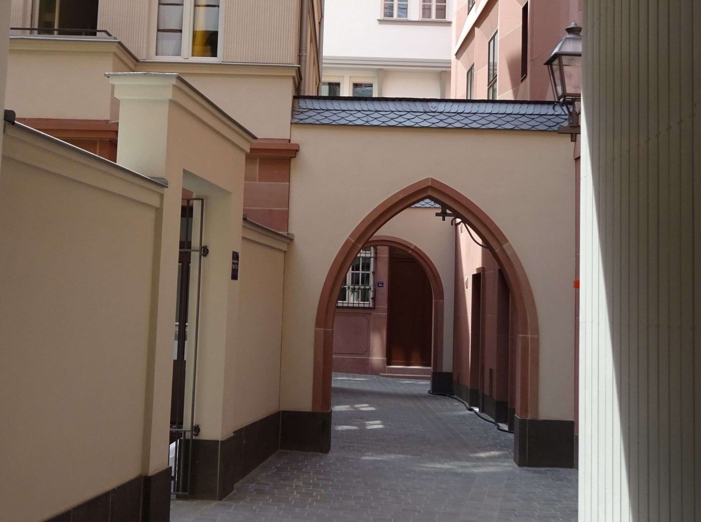Guiding Architects, article: ¿La última pieza arquitectónica moderna? – El casco antiguo de Frankfurt (Fig. 5)