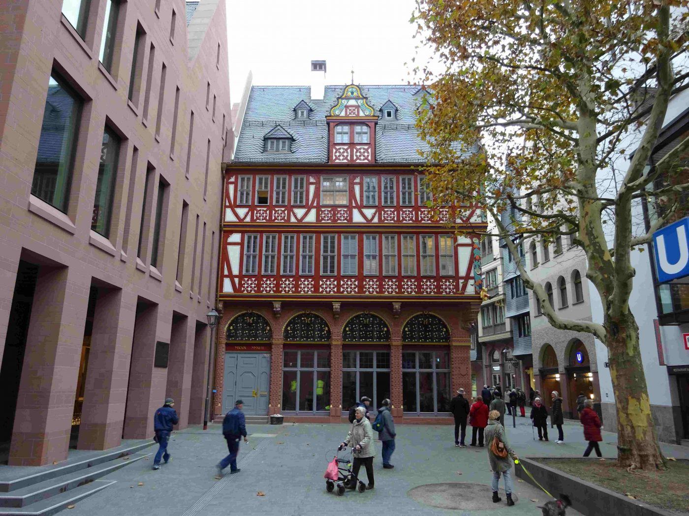 Guiding Architects, article: ¿La última pieza arquitectónica moderna? – El casco antiguo de Frankfurt (Fig. 3)