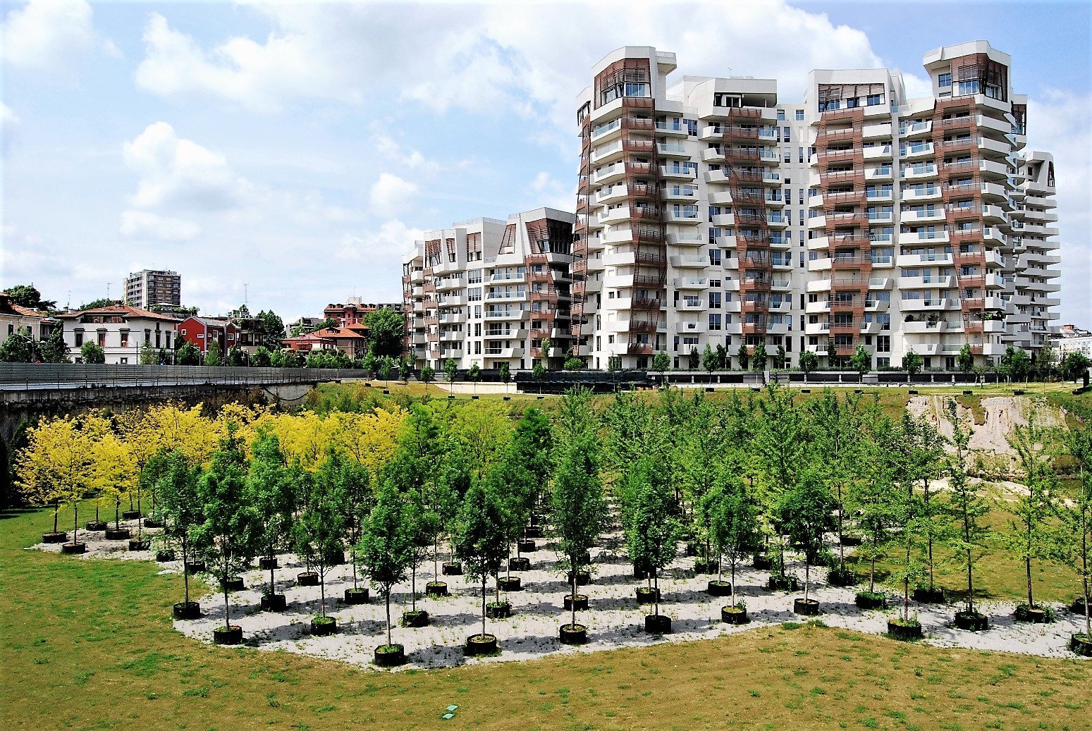 Guiding Architects, article: CityLife donne forme au nouveau Milan (Fig. 2)