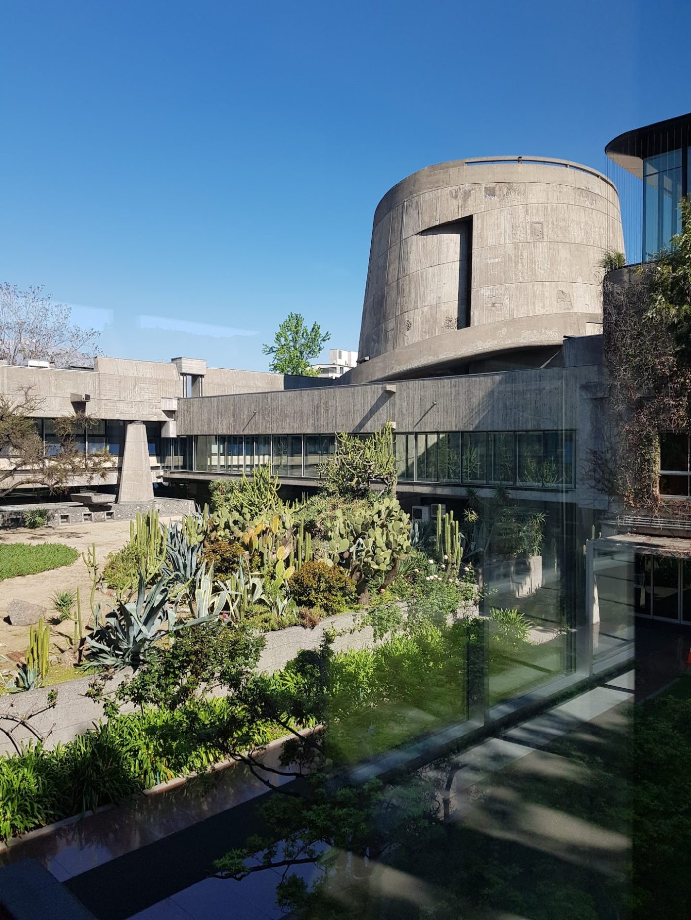 Guiding Architects, article: Das ECLAC-Gebäude (1966): ein Meilenstein der modernen Architektur in Chile (Fig. 5)