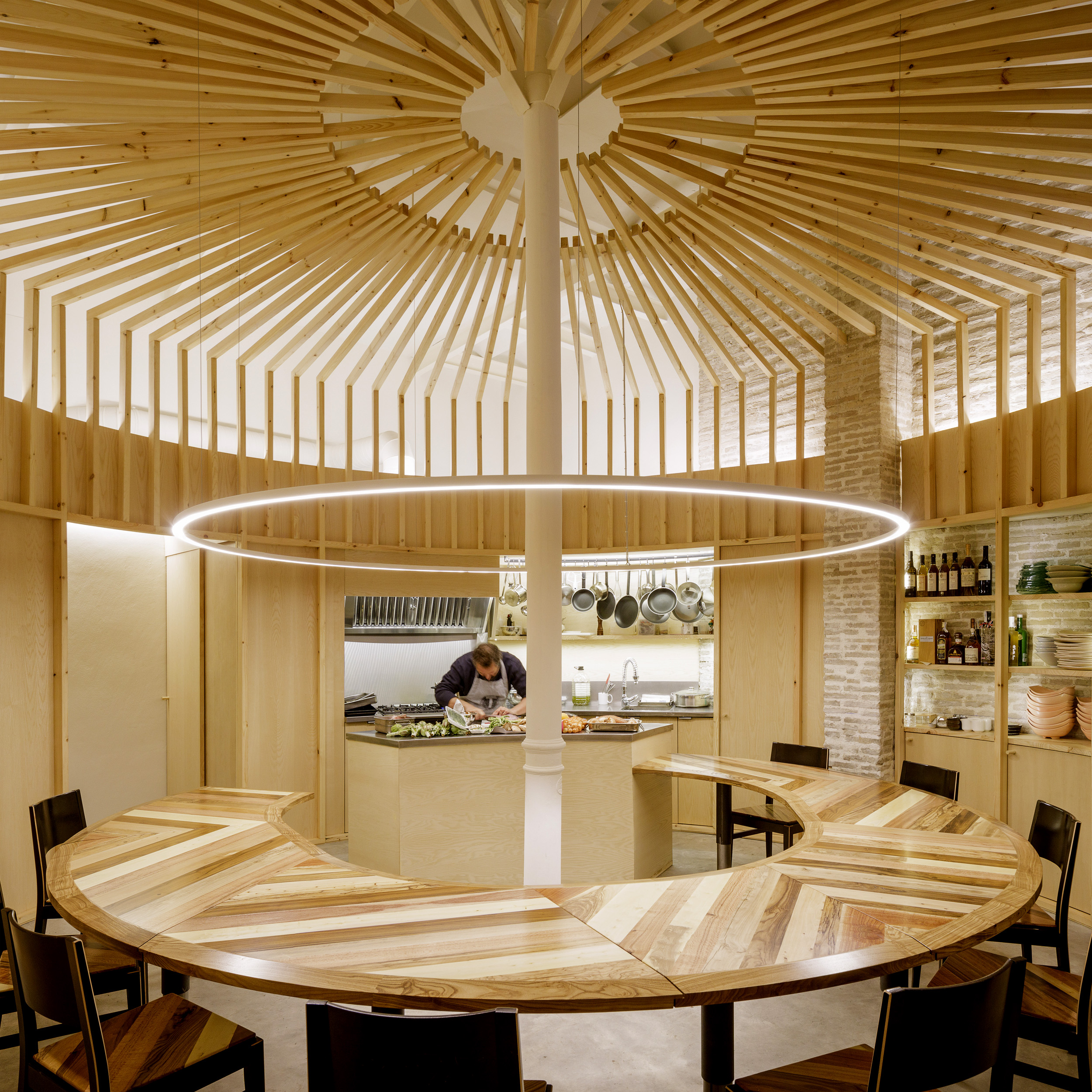 Guiding Architects, tour: Zeitgenössische Architektur in Sevilla (Fig. 5)