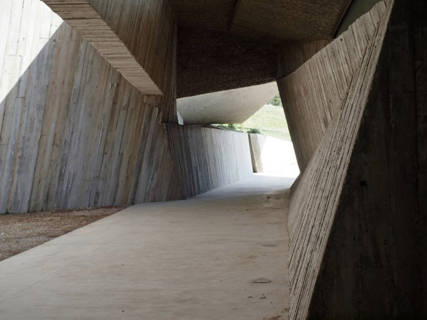 Guiding Architects, tour: Dialogue Between Old and New (Fig. 2)