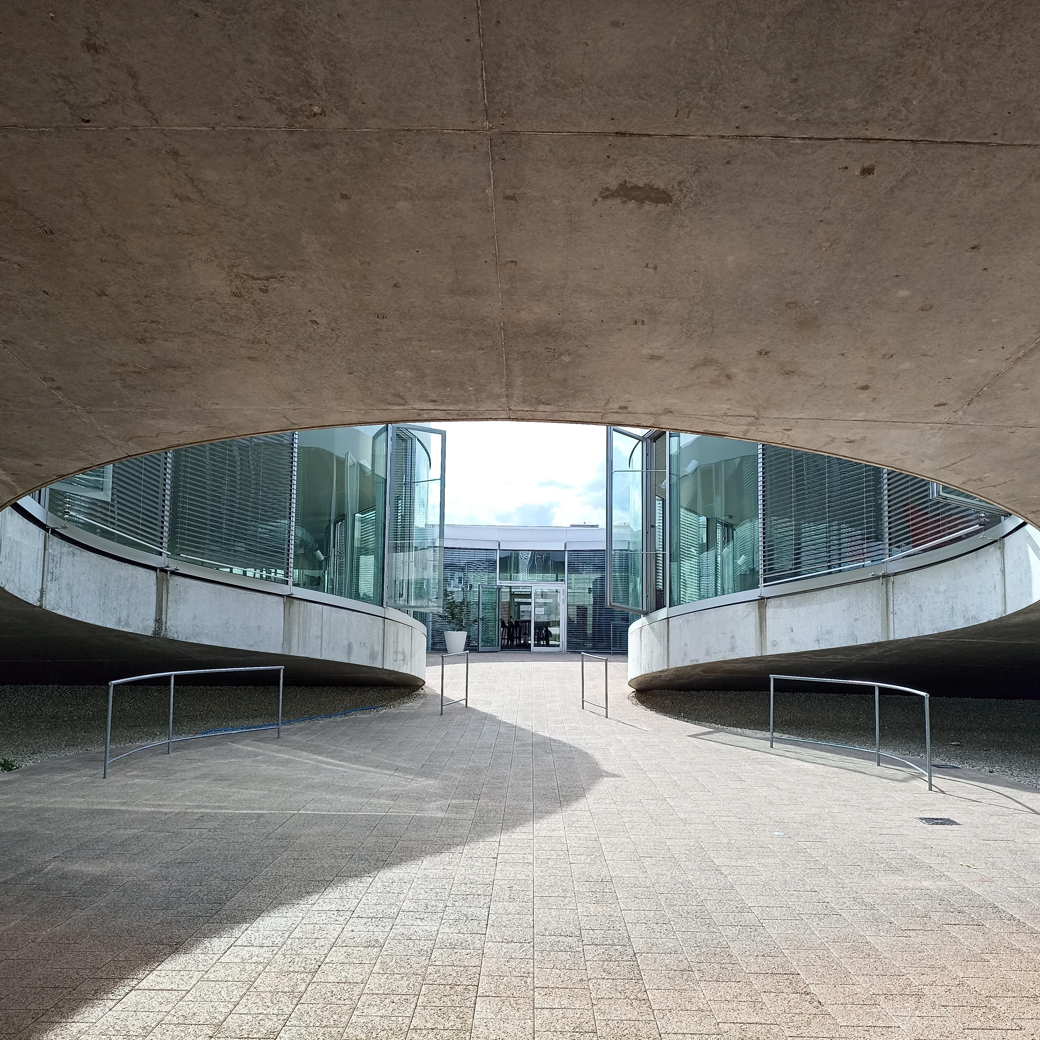 Guiding Architects, tour: EPFL- und UNIL-Campus (Fig. 4)