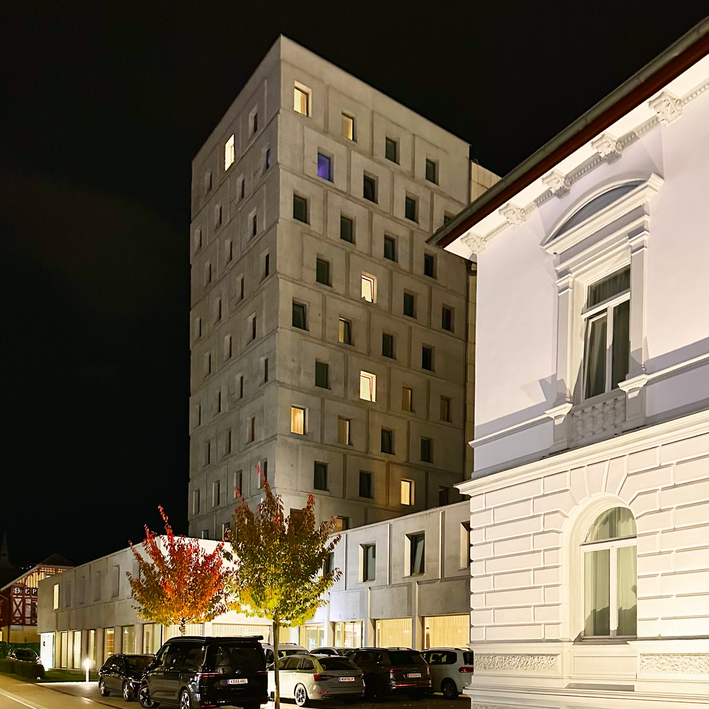 Guiding Architects, tour: Gastgewerbe-Architektur (Fig. 4)