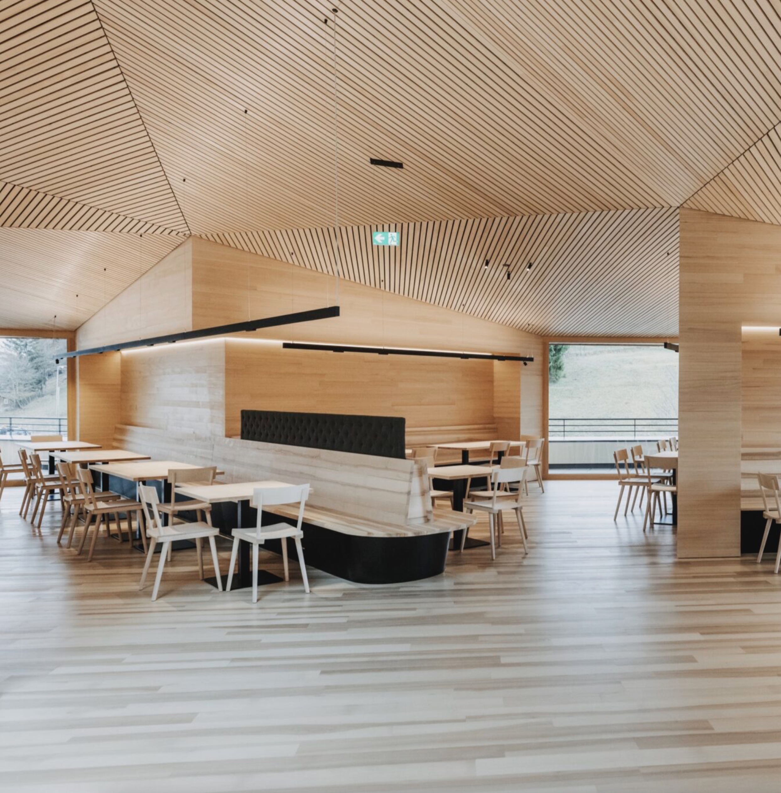 Guiding Architects, tour: Gastgewerbe-Architektur (Fig. 2)