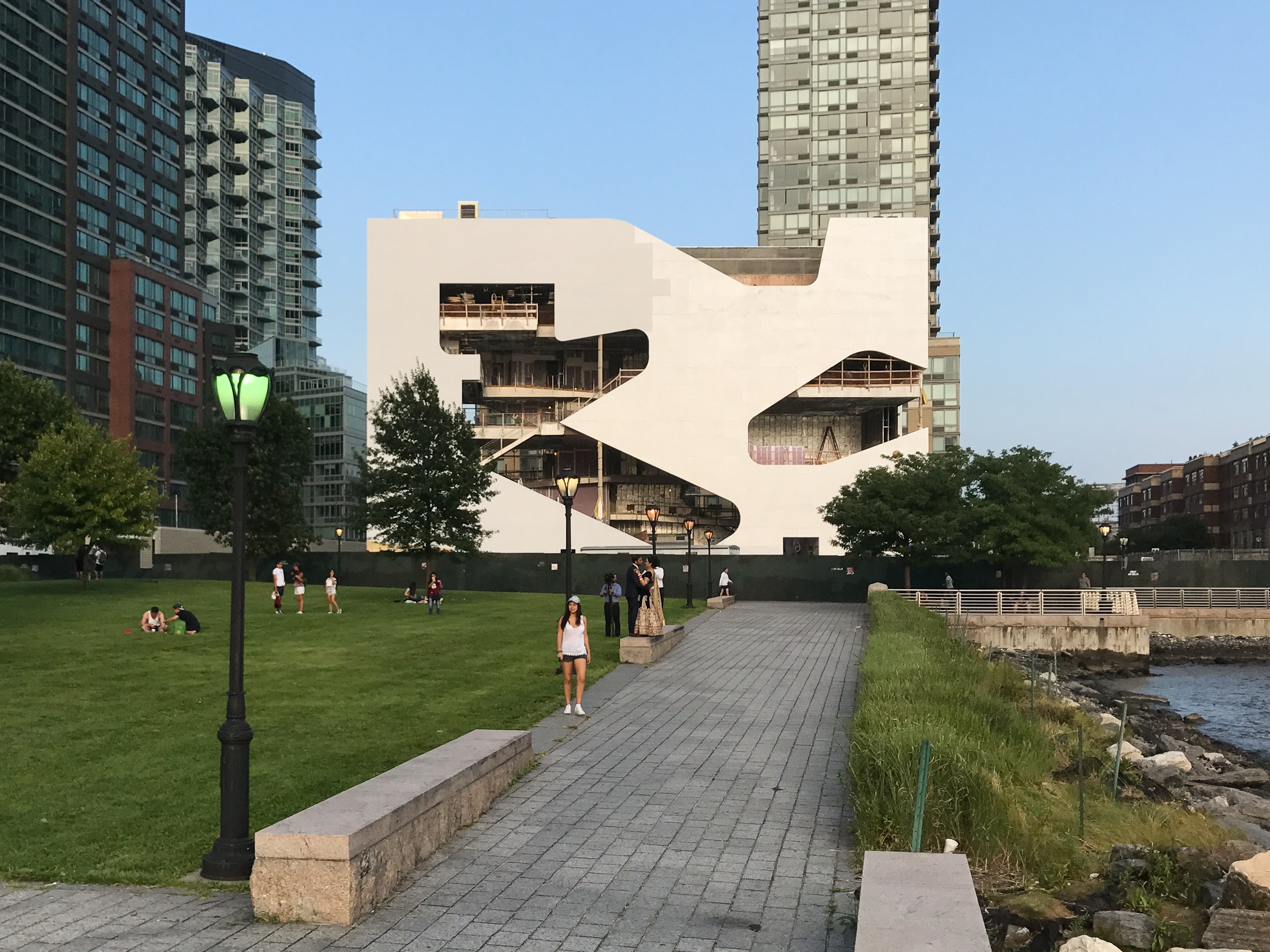 On the Other Side: New Architecture on the Shores of Brooklyn and ...