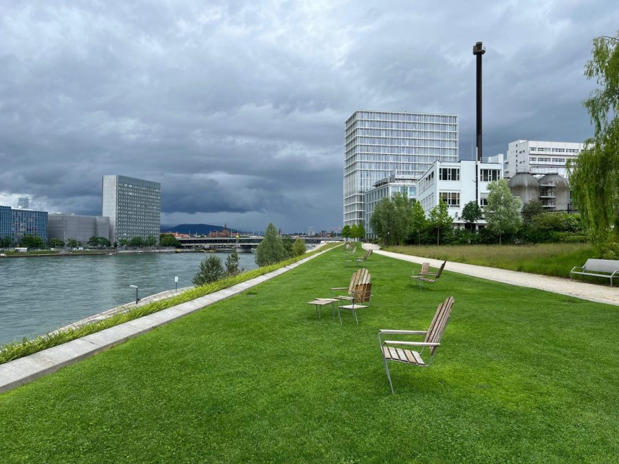 View to Asklepios 8 by Herzog & de Meuron, the Rhine and the Klybeck. Photo by: ©Olivia Bucher