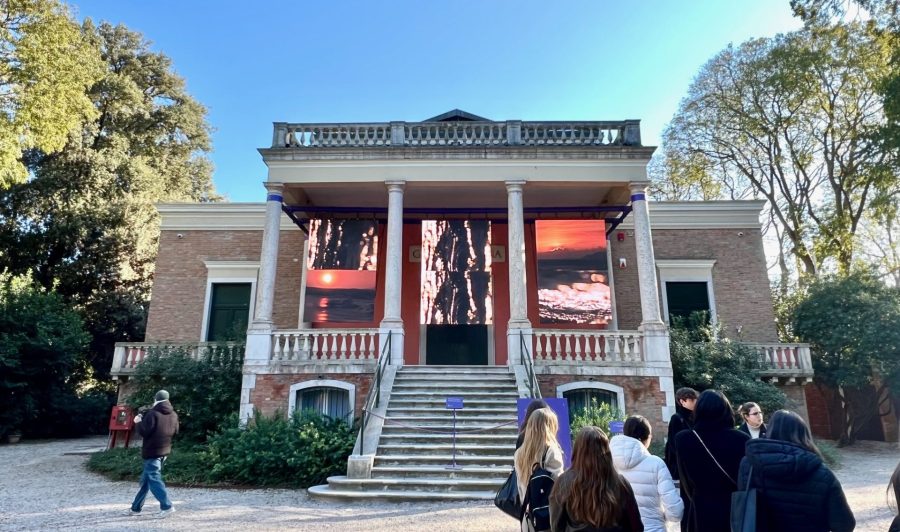 Pavilion of the UK – during the last Art Biennale “Foreigners Everywhere”. Photo by: ©Anabel Gelhaar 