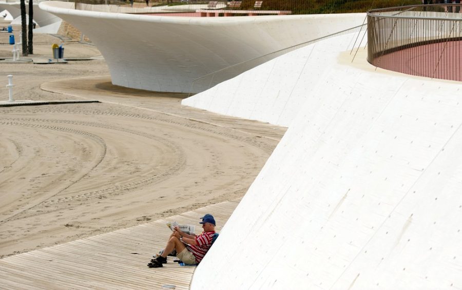 Promenade. Arq. Carlos Ferrater. 